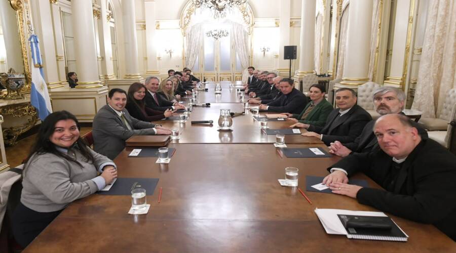 Imagen del contenido Reunión del Comité Nacional para la visita del Papa León XIV con el Gobierno de la Nación
